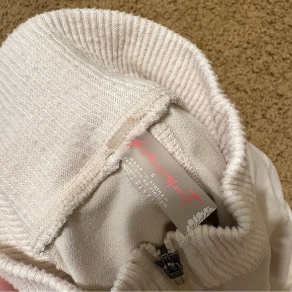 free people movement undercover base layer size small - Picture 4 of 4